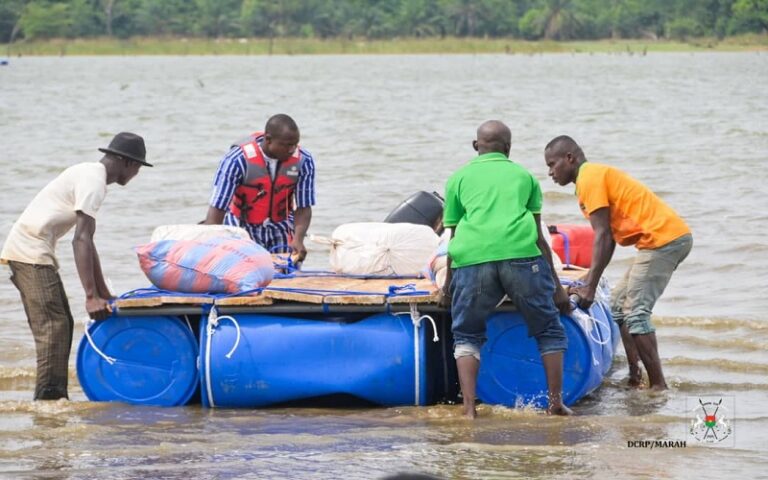 Cages flottantes Burkina