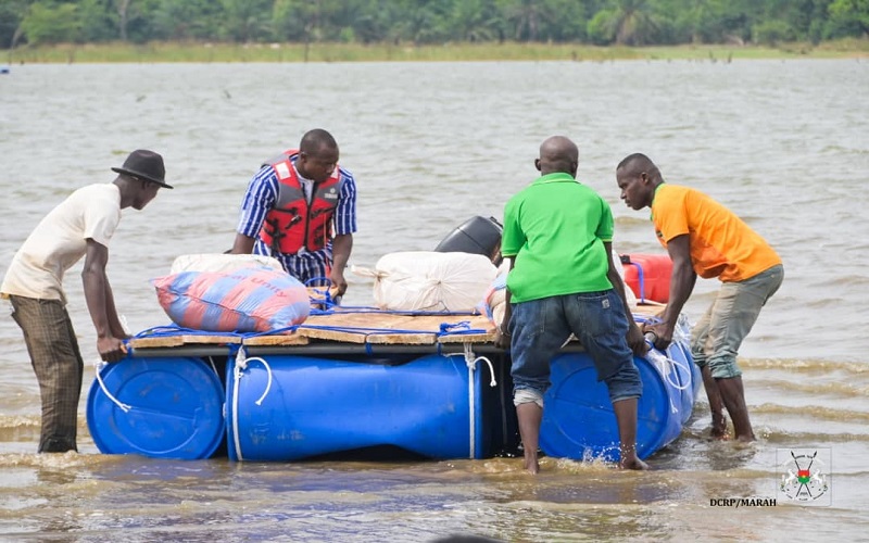 Cages flottantes Burkina