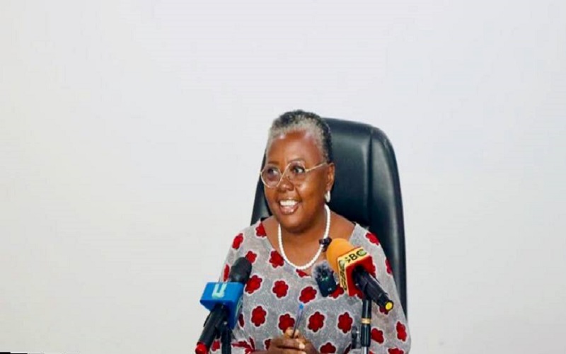 La ministre de la Pêche et de l'Aquaculture, Emelia Arthur, a dénoncé les pratiques illégales persistantes dans le secteur de la pêche, notamment la pêche légère, une activité néfaste, lors d’une conférence de presse qui s’est tenue récemment, selon une note du ministère.