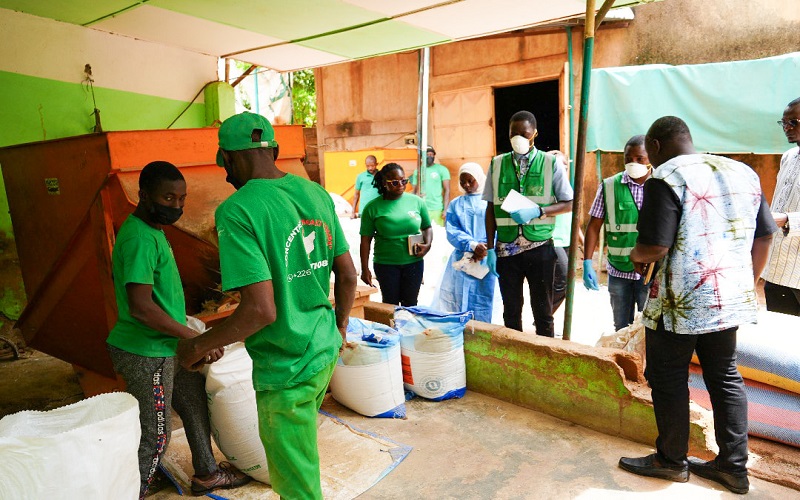 Une tournée d’inspection dans plusieurs sites de production d’aliments pour animaux et de transformation de produits laitiers situés dans la commune de Ouagadougou