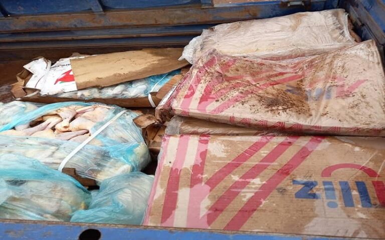 Des cartons de poulets impropres à la consommation saisis au Burkina