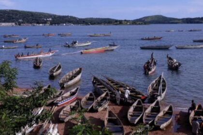 En Zambie, 24 personnes comparaissent devant les tribunaux pour avoir enfreint l'interdiction annuelle de pêche 2025/2026