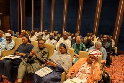 Installation d’un cadre de concertation sur la promotion de l'emploi des jeunes dans les secteurs de l'agroalimentaire.